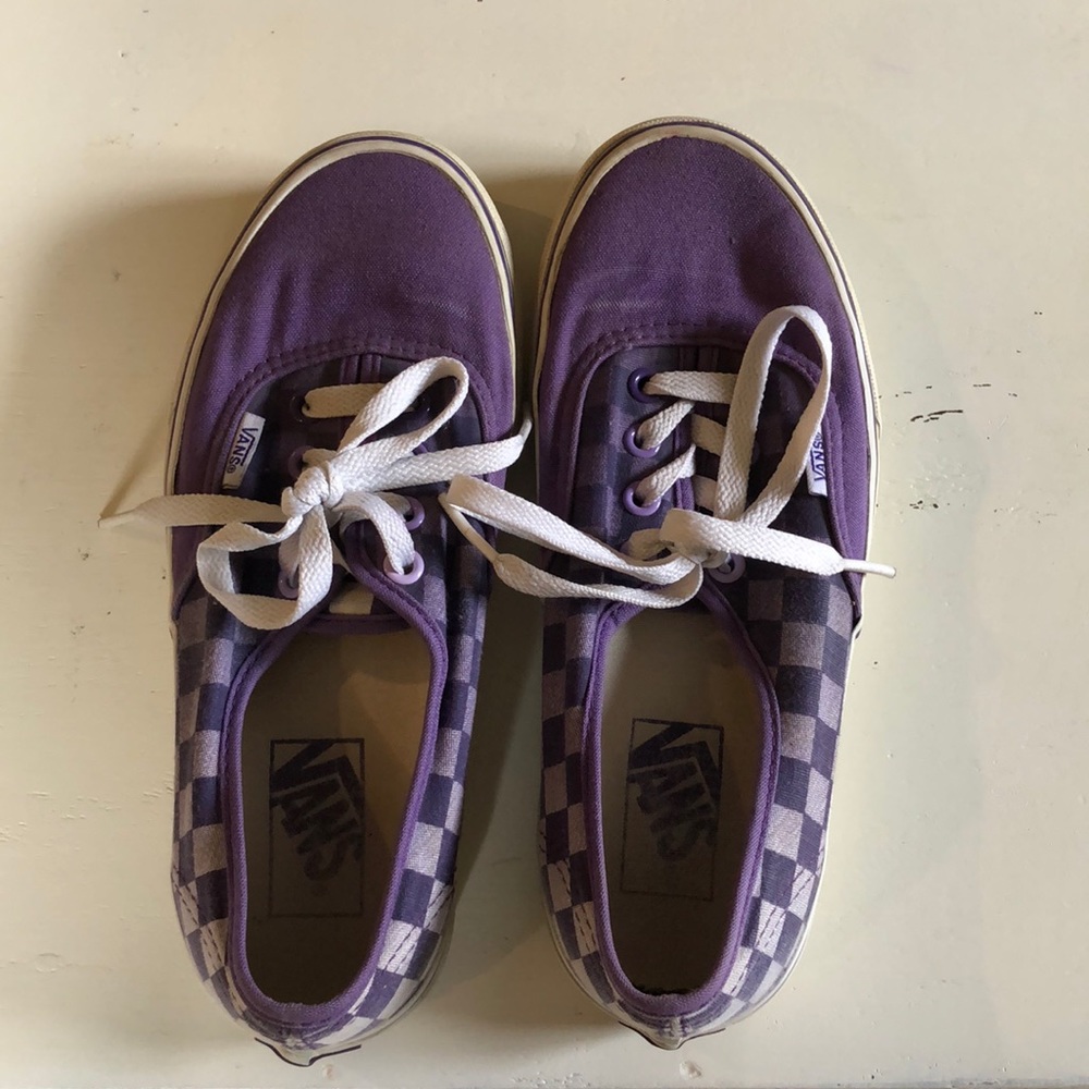 Vans - Picture 5 of 7